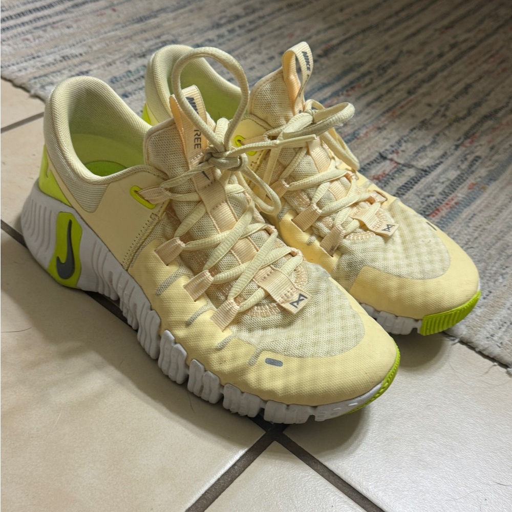 Nike metcon 5 sneakers
